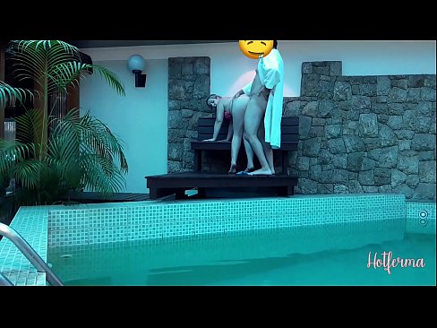 ❤️ Patron hizmetçiyi havuza davet eder ama bir sıcağa dayanamaz ️❌ Porno tr.shufflesex-com.ru ☑